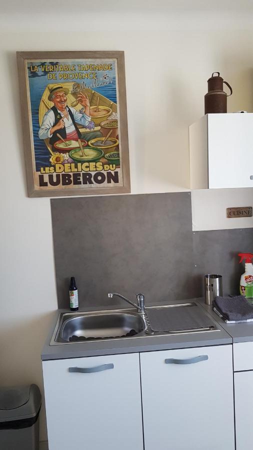 Bed and Breakfast Fleur De Garance Le Thor Esterno foto